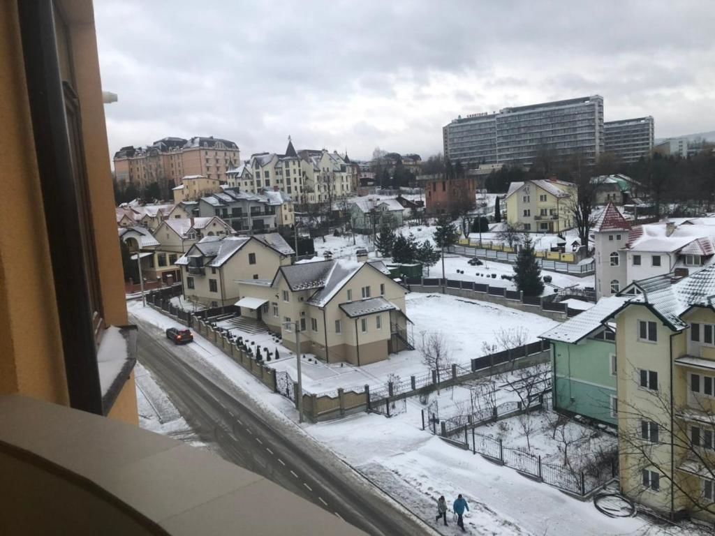 Апартаменты Center 300m to the pump room 1 bedroom Roksolana Street 16 Трускавец-60