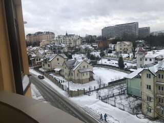 Апартаменты Center 300m to the pump room 1 bedroom Roksolana Street 16 Трускавец Апартаменты с 1 спальней-7