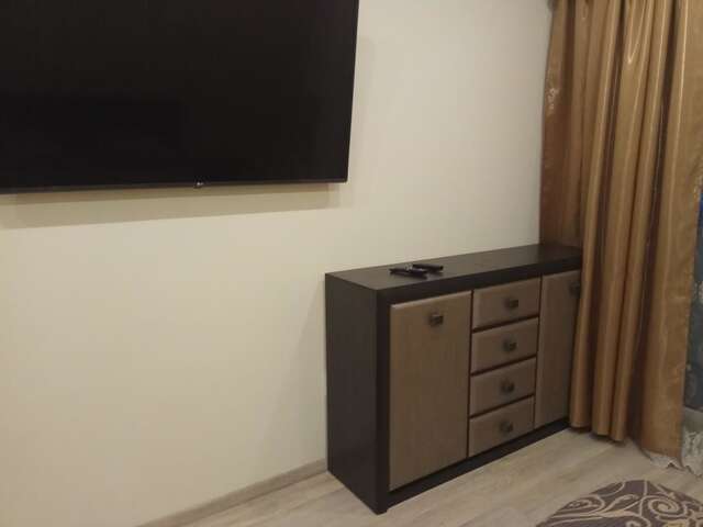 Апартаменты Center 300m to the pump room 1 bedroom Roksolana Street 16 Трускавец-24